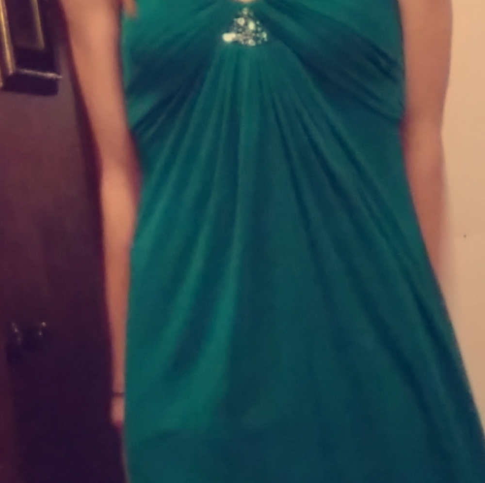 Hailey Logan's dress